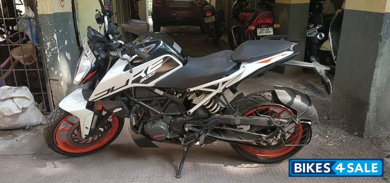 KTM Duke 200 ABS