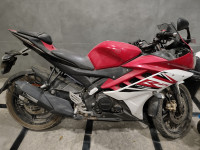 Yamaha YZF R15 V2