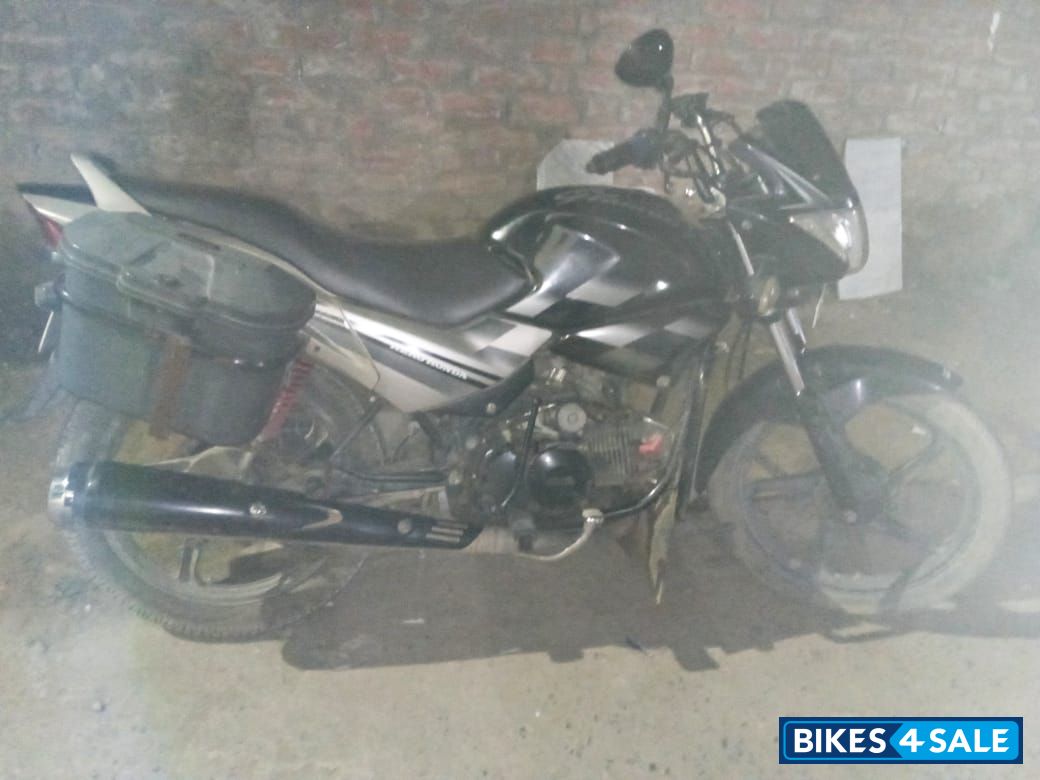 G Black Hero Glamour 125