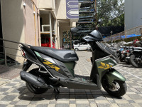 Yamaha Cygnus Ray ZR