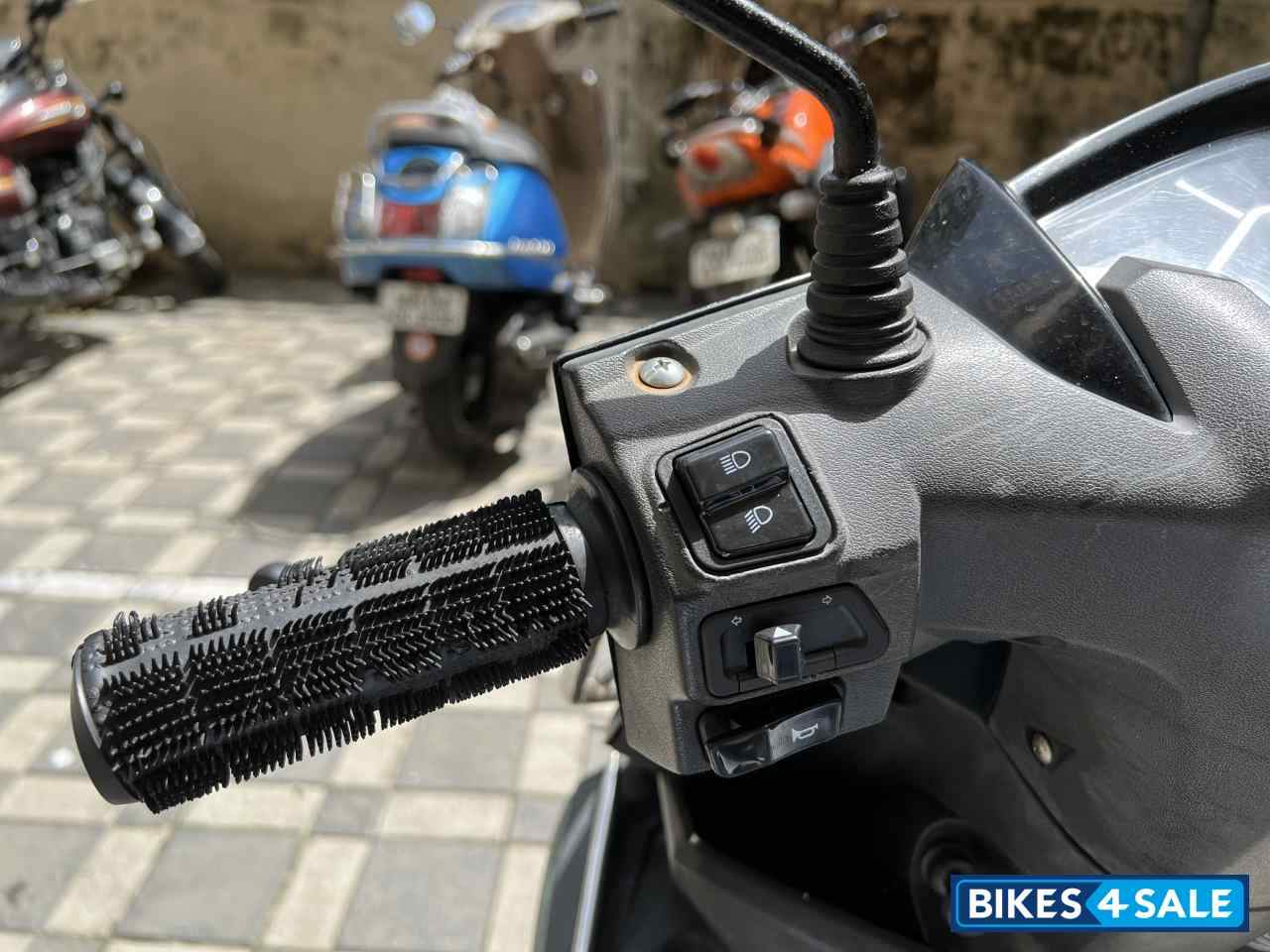 Yamaha Cygnus Ray ZR