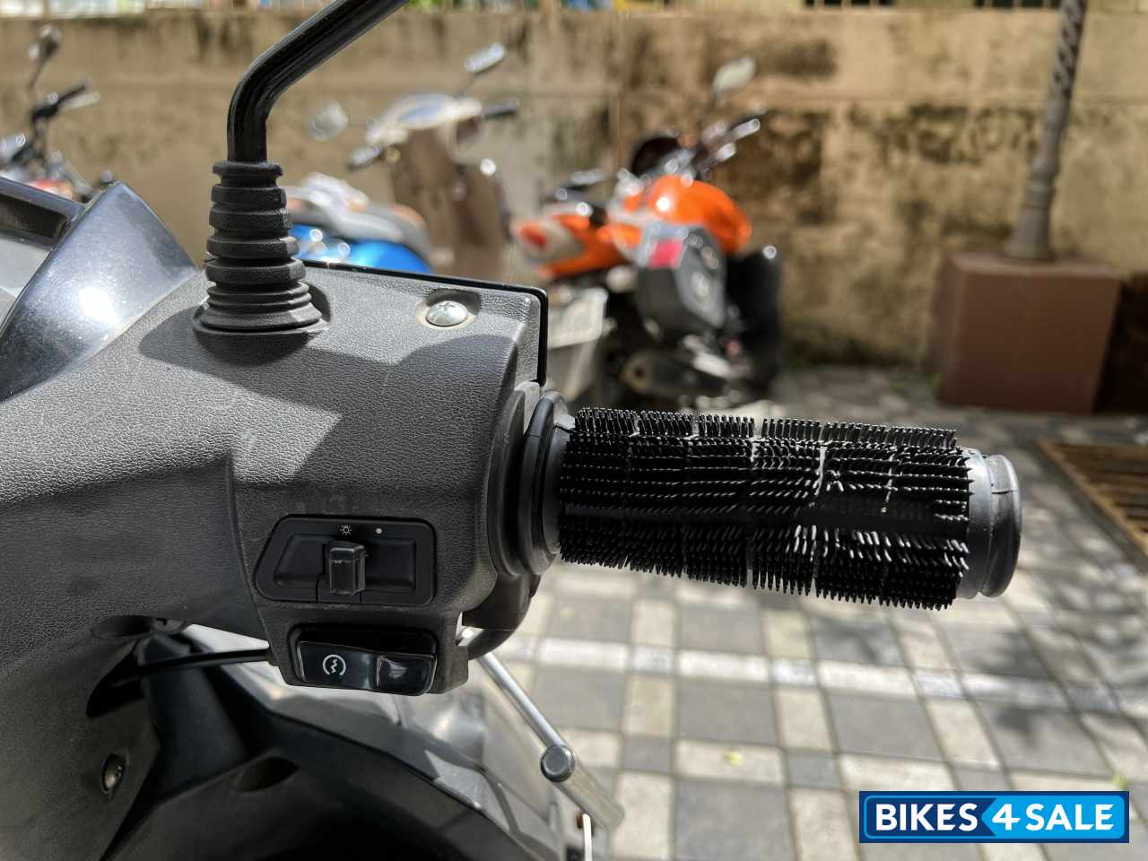 Yamaha Cygnus Ray ZR