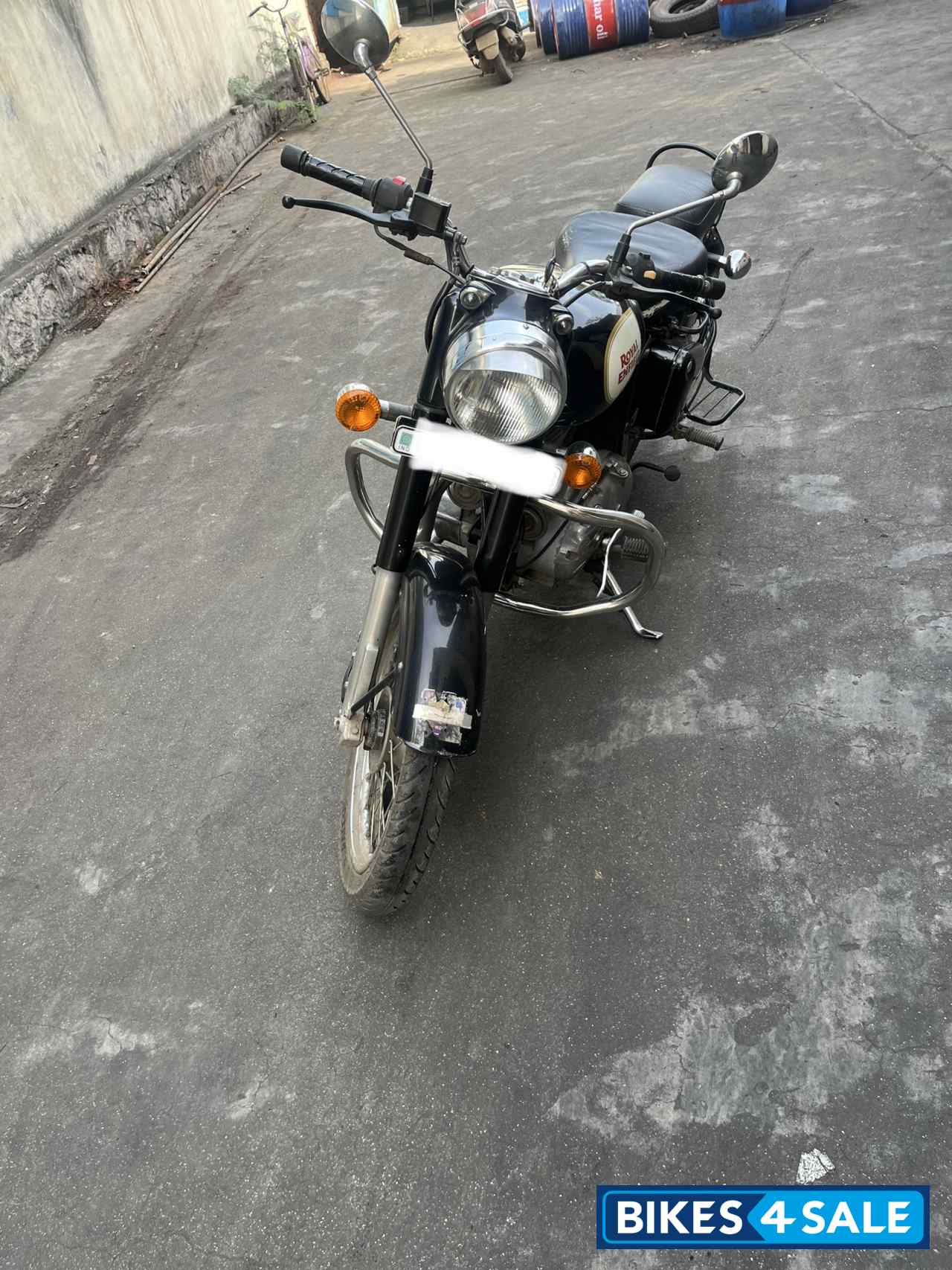 Black Royal Enfield Classic 350