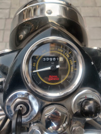 Black Royal Enfield Bullet 350 Twinspark