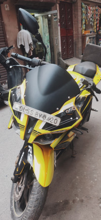 Bajaj Pulsar RS 200