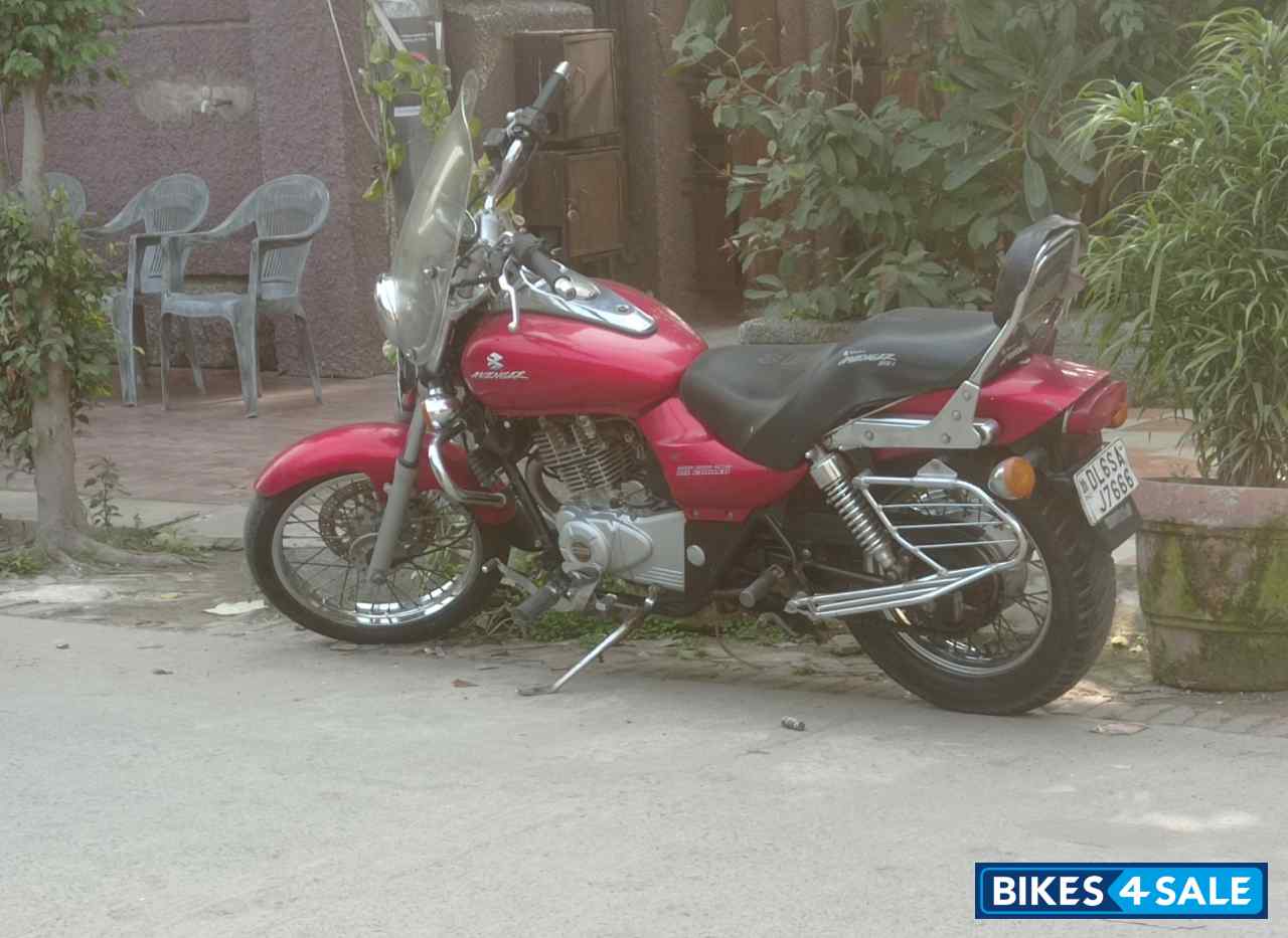 Red Wine Bajaj Avenger Cruise 220 BS6