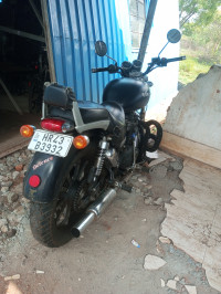 Royal Enfield Thunderbird 350