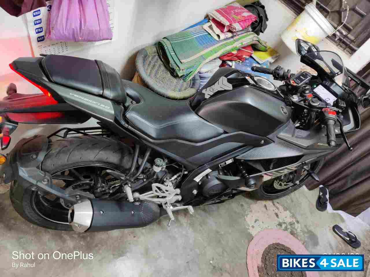 Dark Knight Yamaha YZF R15 V3