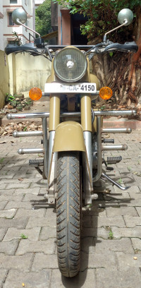 Sand Royal Enfield Classic Desert Storm