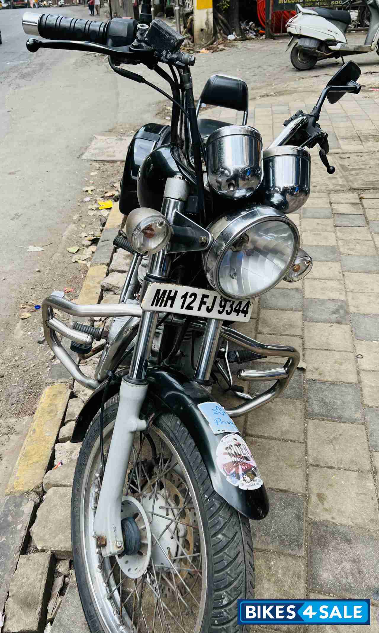 Royal Enfield Bullet 350 Twinspark