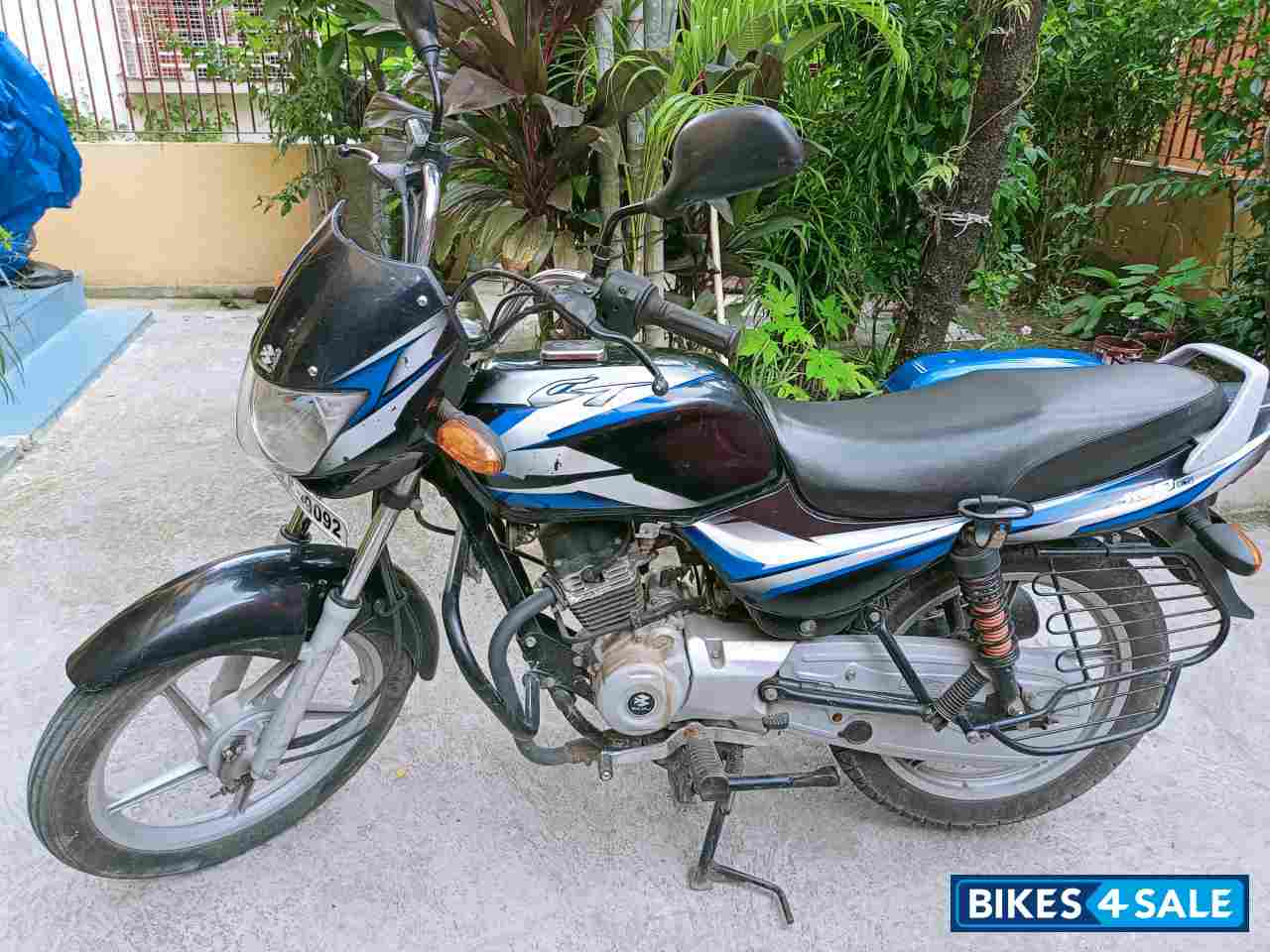 Blue Black Bajaj CT 100 ES