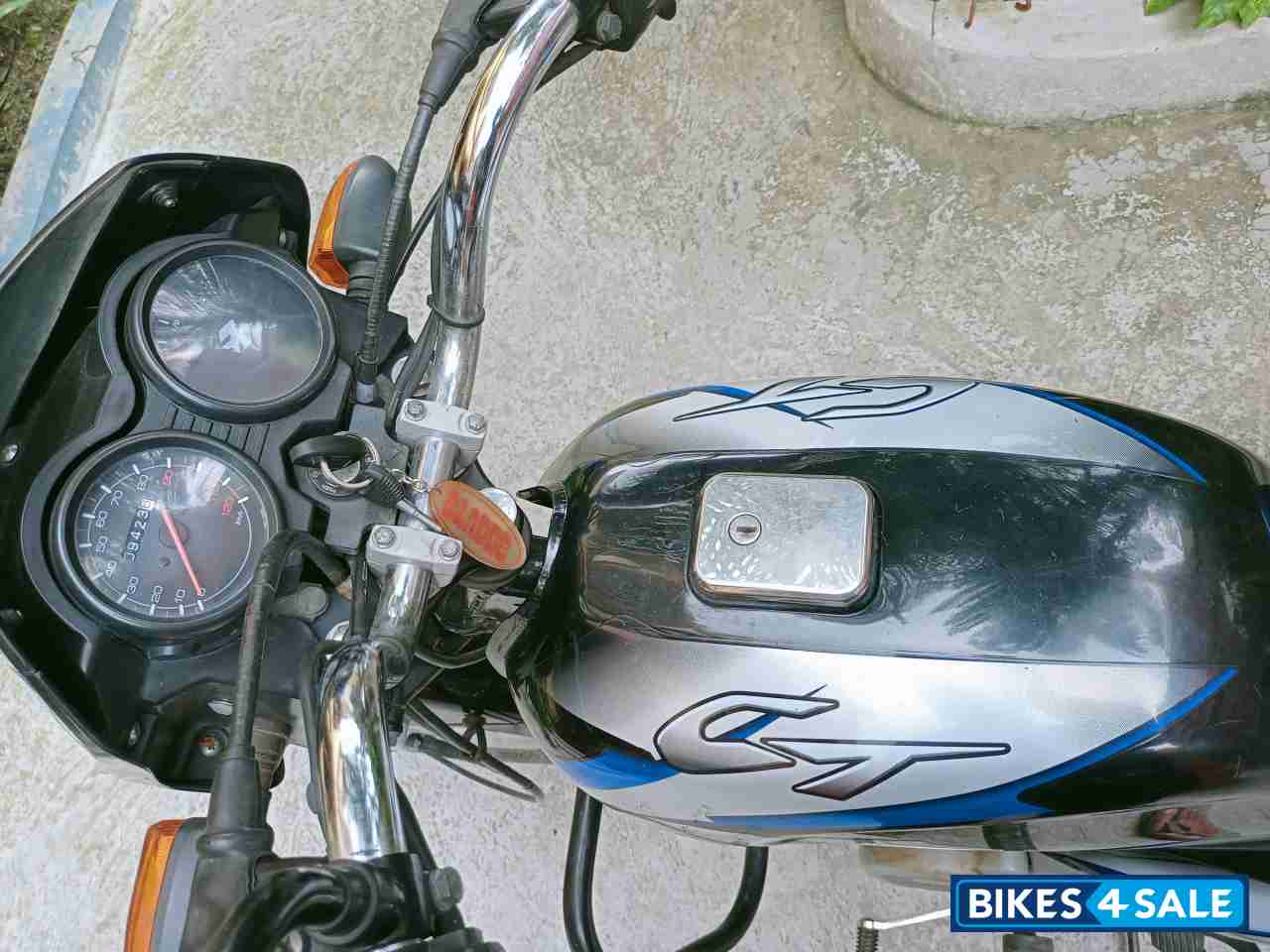 Blue Black Bajaj CT 100 ES