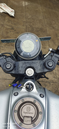 Silver Husqvarna Vitpilen 250 2020