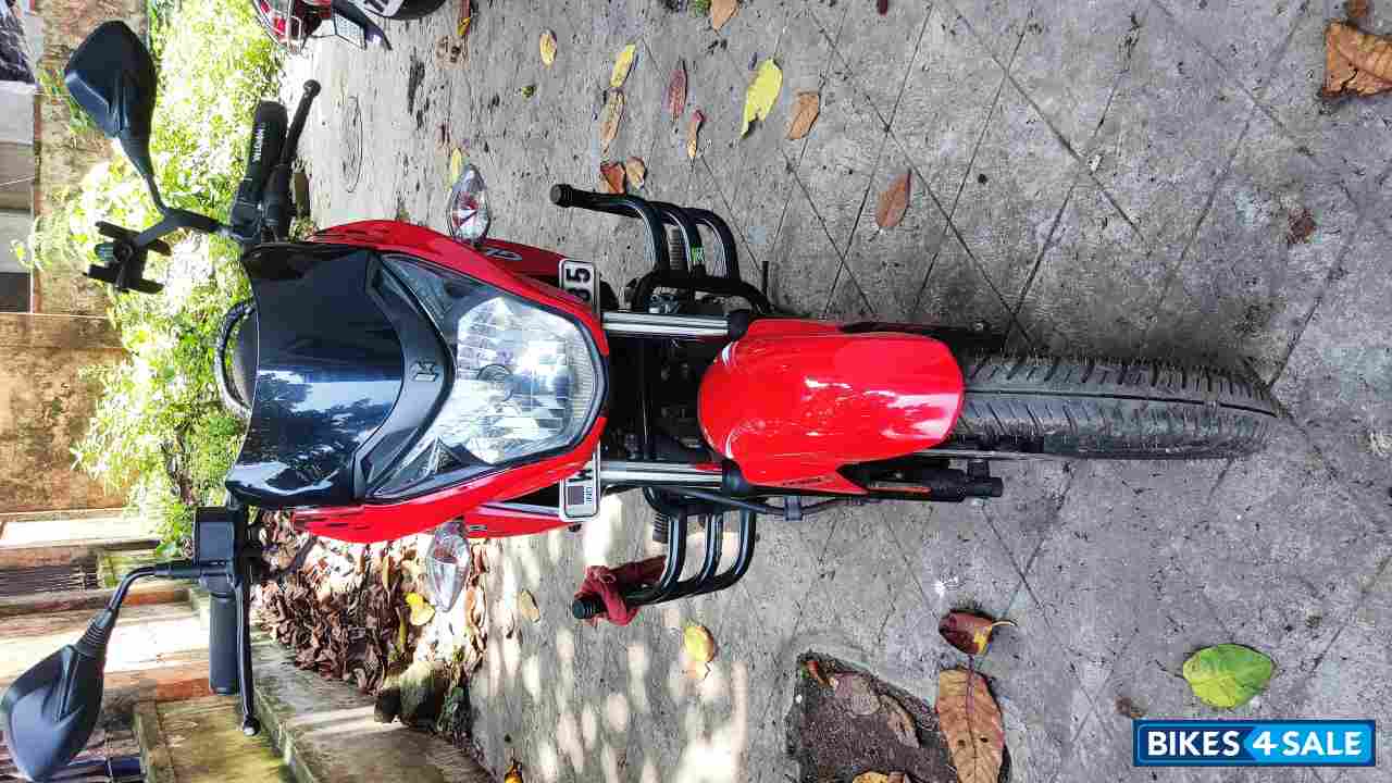 Sports Red Hero Glamour BS6