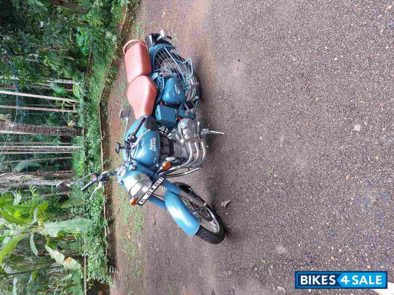 Royal Enfield Classic 500