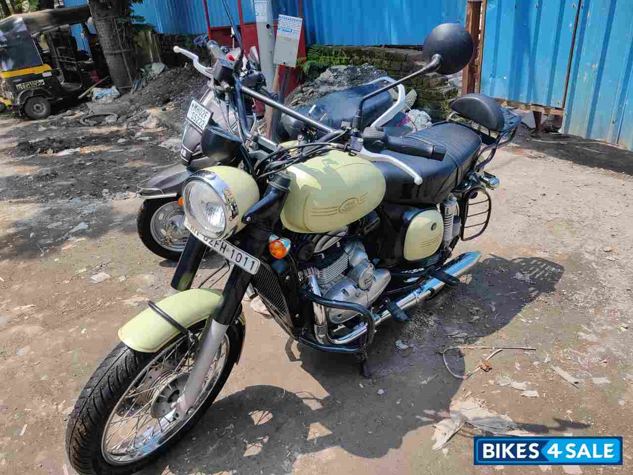 Luminous Lime (matte) Jawa forty two