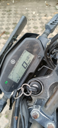Black Yamaha FZ25