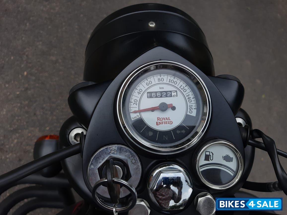 Stealth Black Royal Enfield Classic 350 Dual Channel BS6