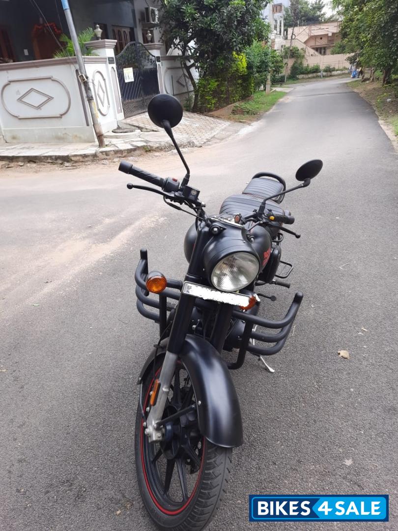 Stealth Black Royal Enfield Classic 350 Dual Channel BS6