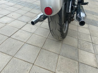 Blue/black Triumph Bonneville T100