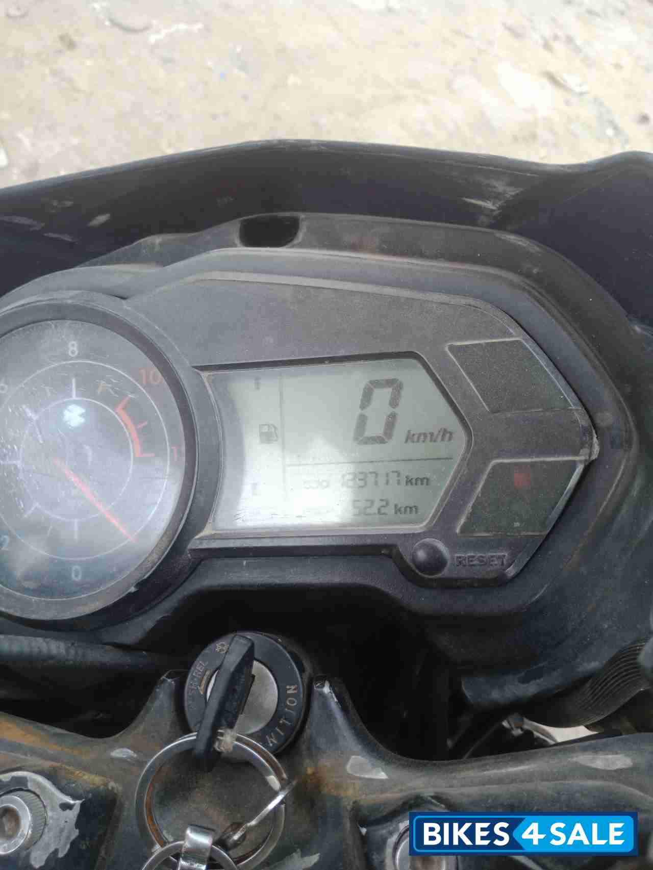 Bajaj Pulsar 135LS
