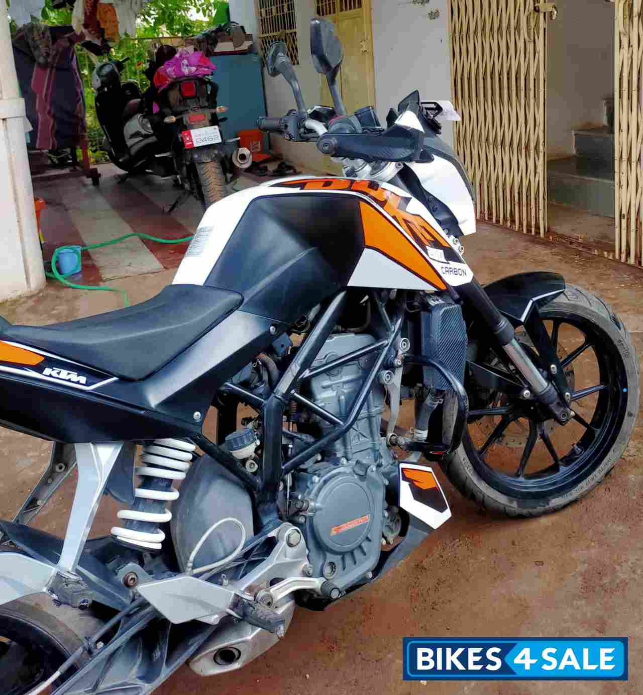 KTM Duke 200