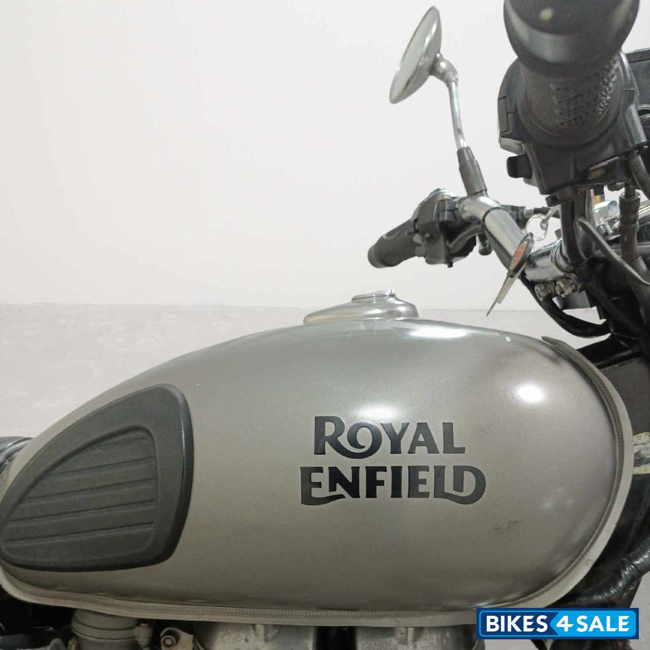 Royal Enfield Classic 350 Royal Enfield Classic 350