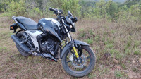 Black TVS Apache RTR 160 4V