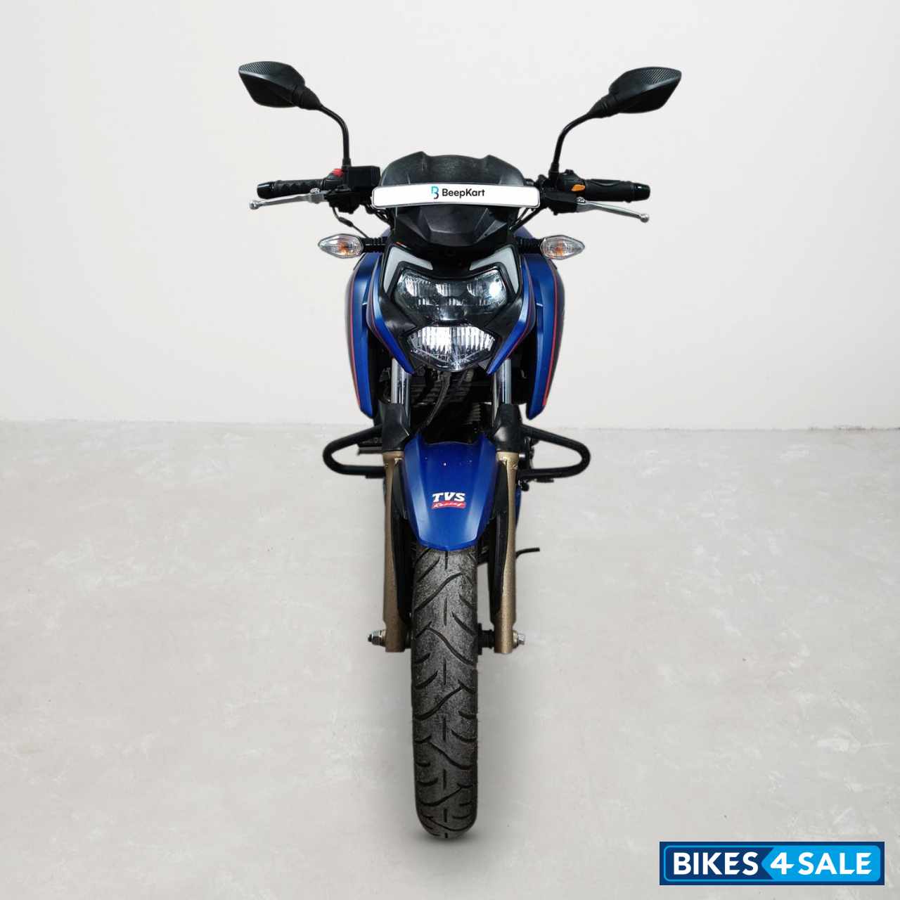 TVS Apache RTR 200 4V