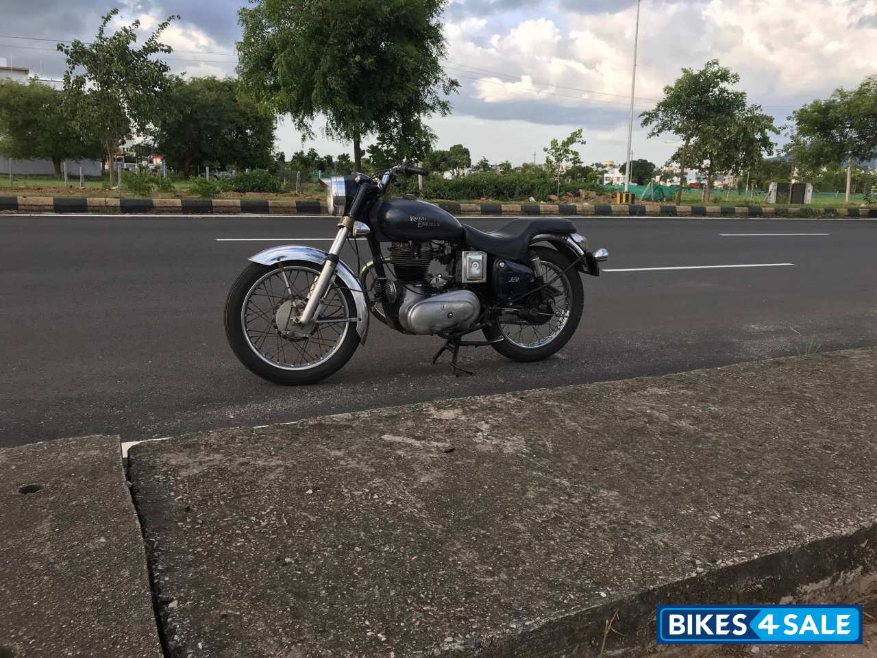 Royal Enfield Bullet Standard 350