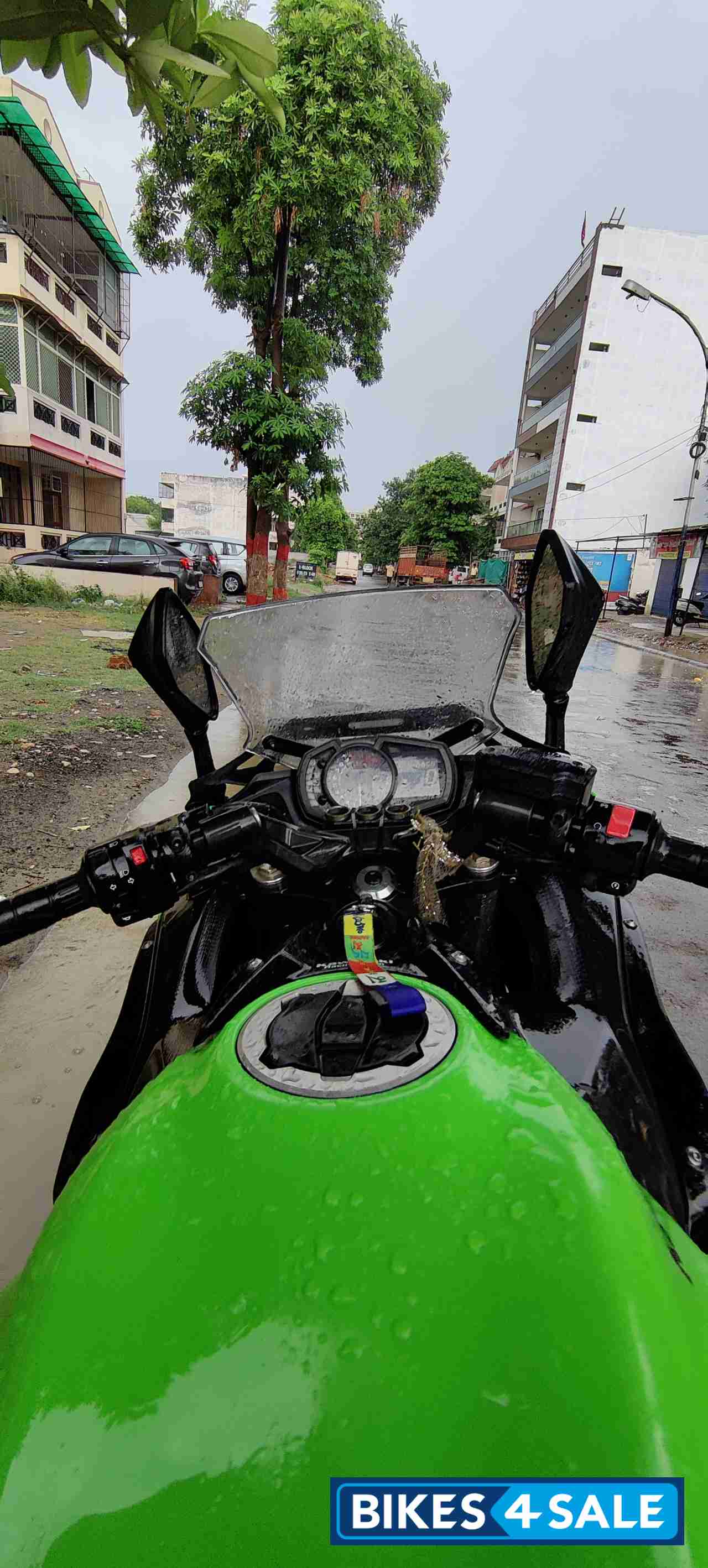 Lime Green Kawasaki Ninja 650R