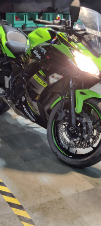 Lime Green Kawasaki Ninja 650R