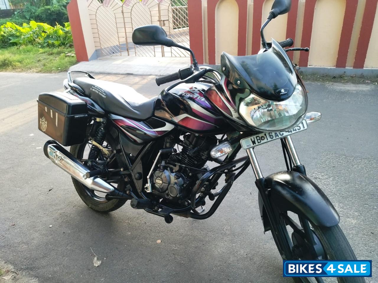 Bajaj Discover 100