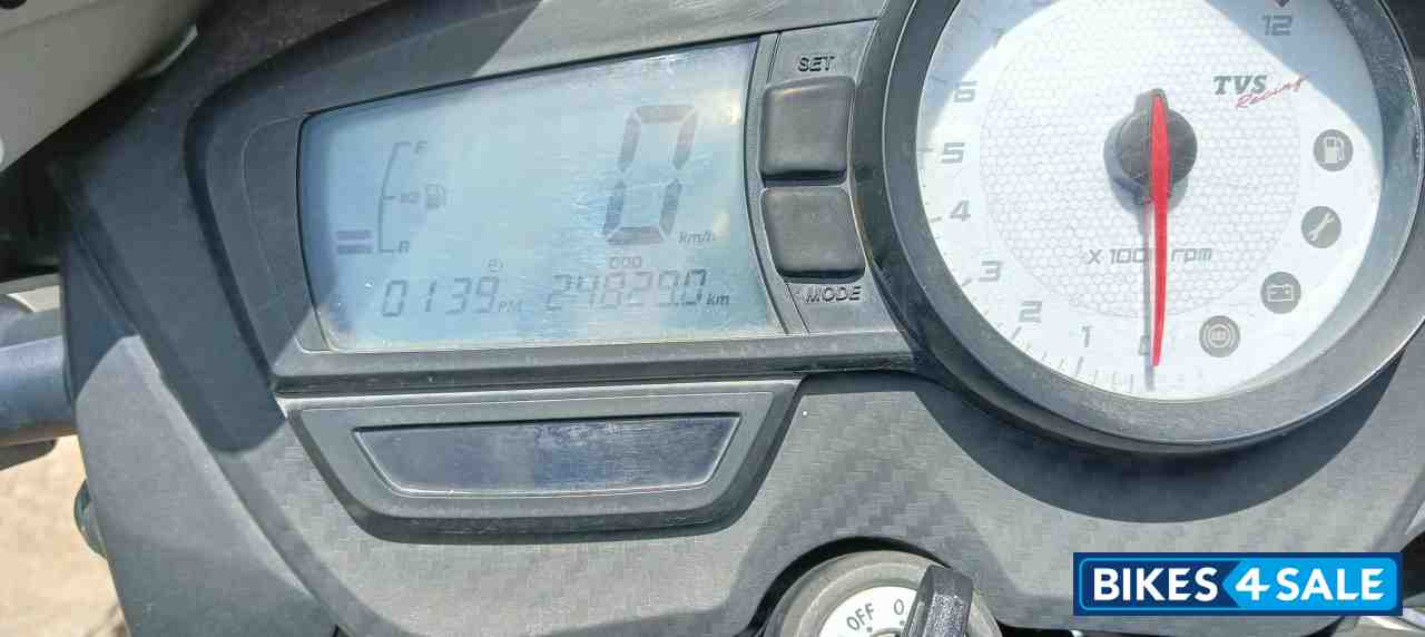 White TVS Apache RTR 180 ABS