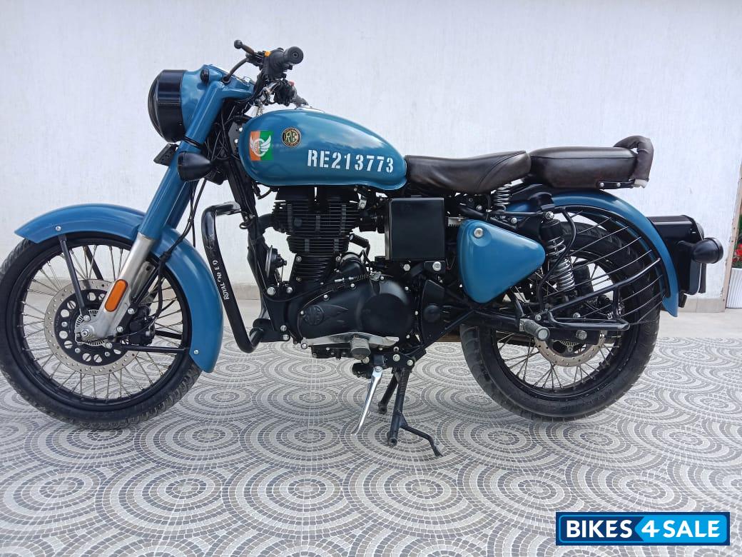 Royal Enfield Classic Signals Airborne Blue