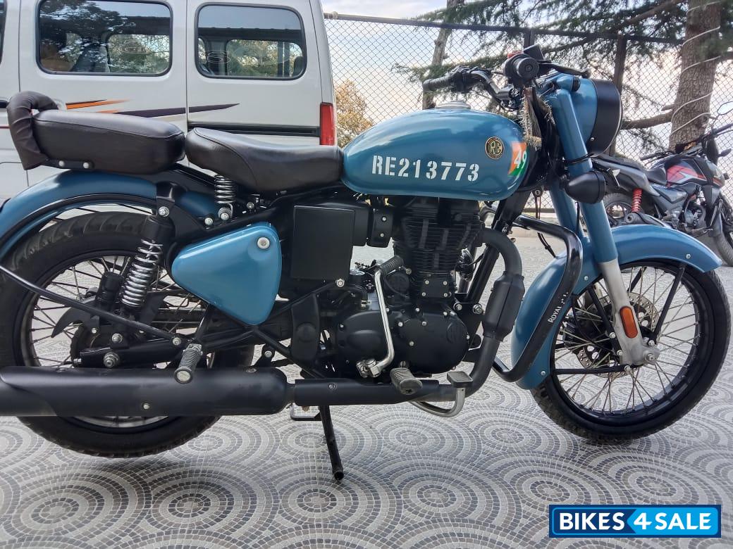 Royal Enfield Classic Signals Airborne Blue