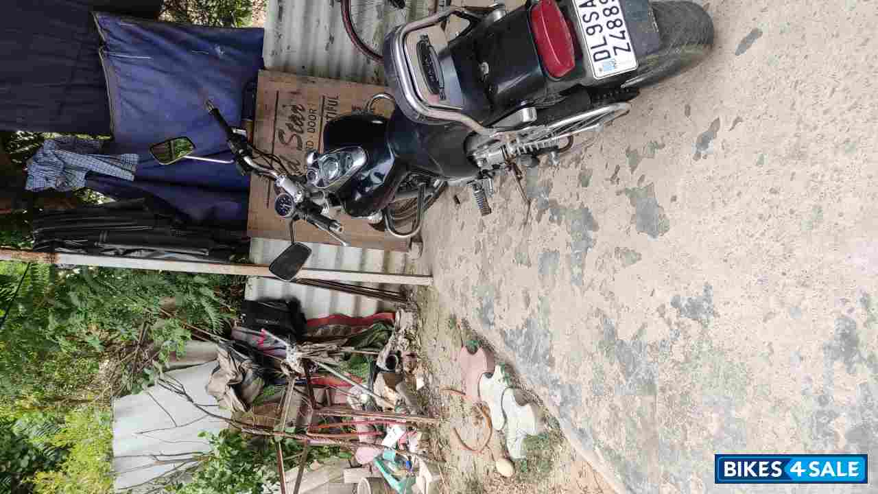 Bajaj Avenger Cruise 220