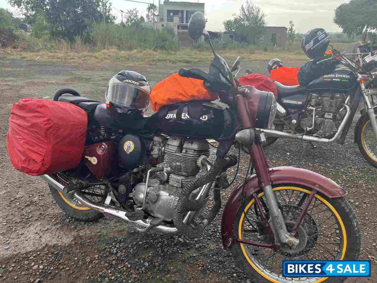Maroon Royal Enfield Classic 350