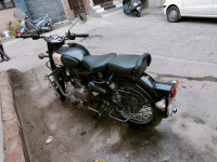 Black Royal Enfield Classic 350
