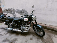 Black Royal Enfield Classic 350