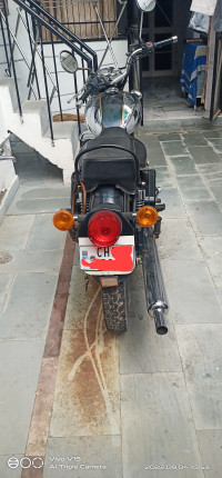 Chrome - Black Royal Enfield  Machismo