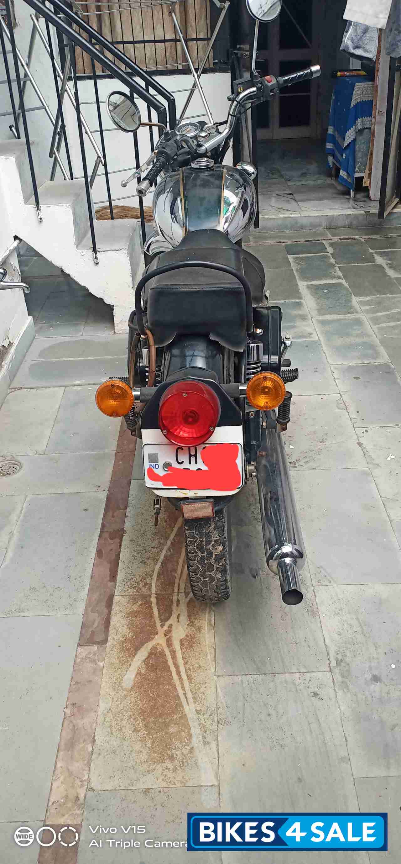 Chrome - Black Royal Enfield Machismo Chrome - Black Royal Enfield Machismo