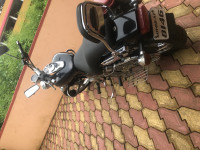M Black Bajaj Avenger 220 DTS-i