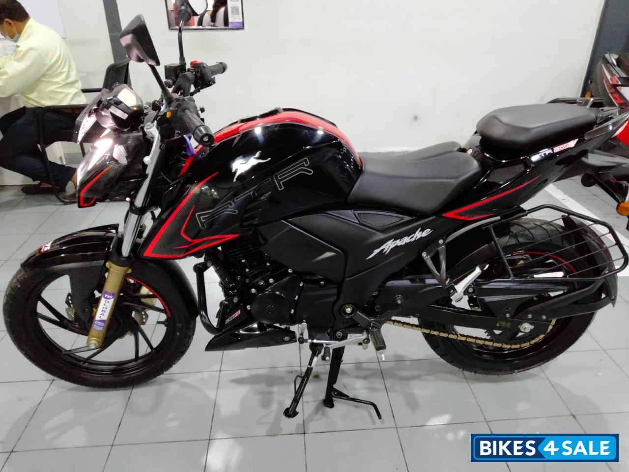 Black And Red TVS Apache RTR 200 4V