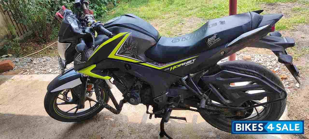Honda CB Hornet 160R