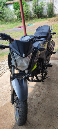 Honda CB Hornet 160R