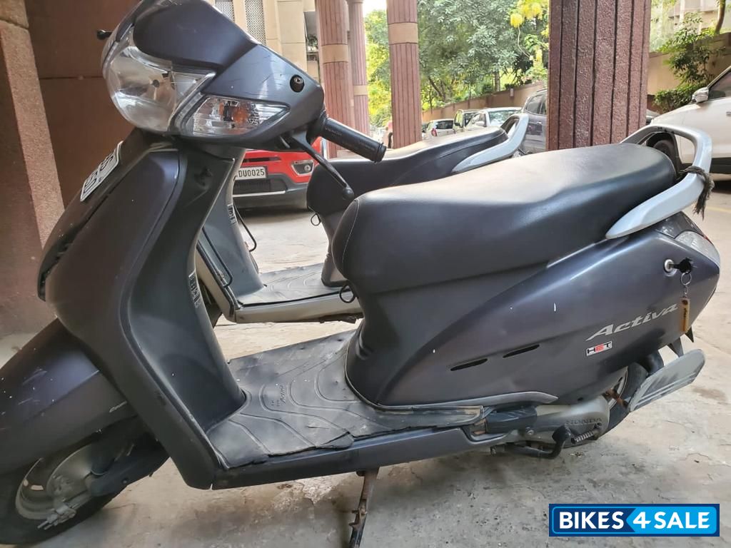 Grey Honda Activa