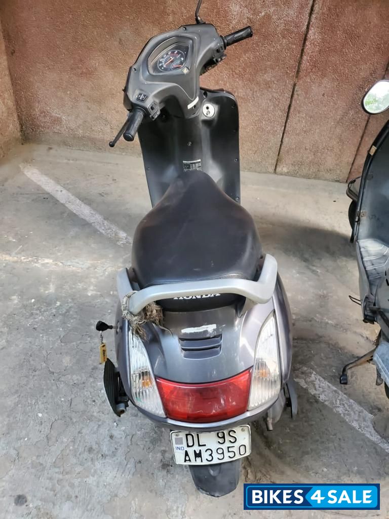 Grey Honda Activa