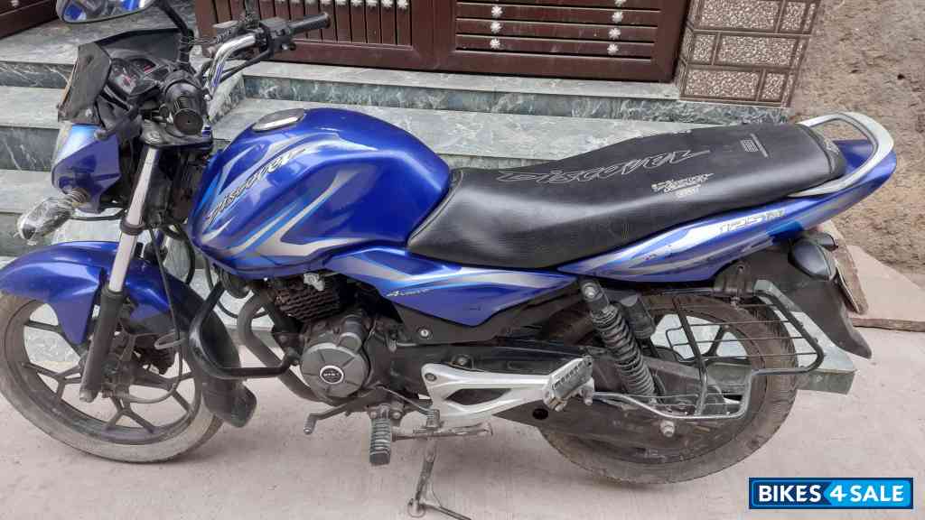 Bajaj Discover 125M