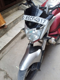 Mat Dull Red Me Yamaha FZ-S